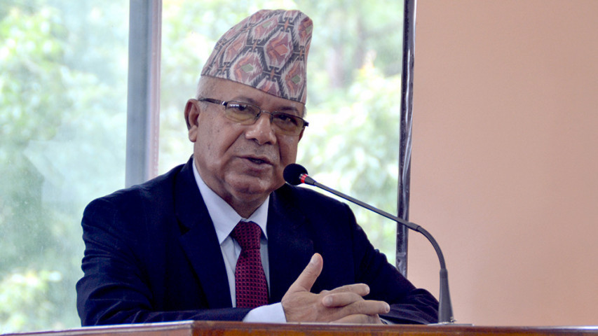 पद र पैसाका निम्ति आफ्नो पार्टीभित्र पनि व्यक्तिवादी स्वार्थ देखिन थाल्यो : अध्यक्ष माधव नेपाल
