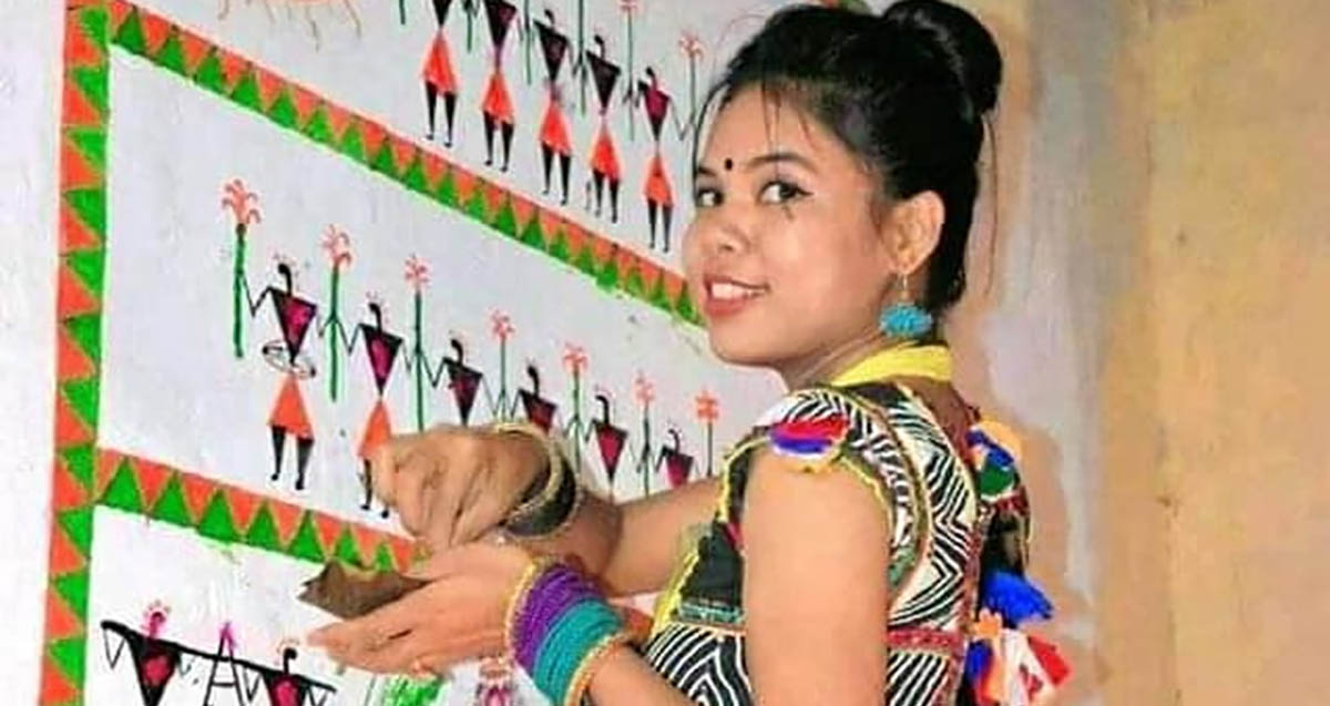 थारू समुदाय अस्टिम्की पर्व मनाउँदै