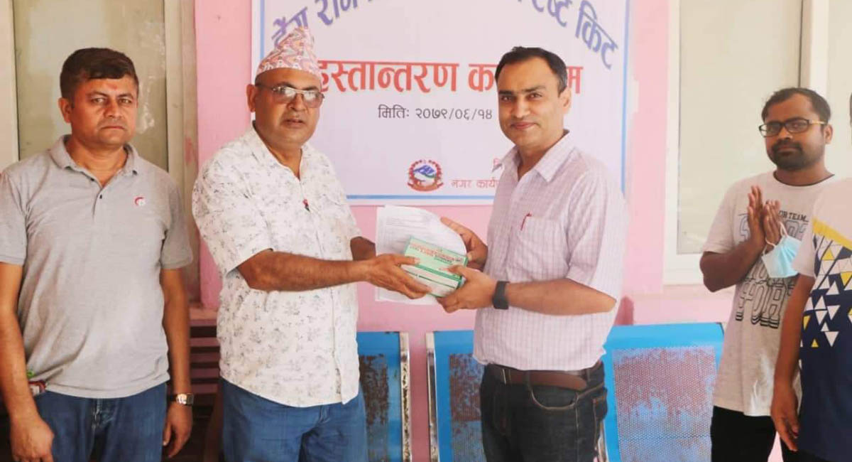 उदयपुरमा डेंगु पहिचानका लागि टेस्टकिट प्रदान