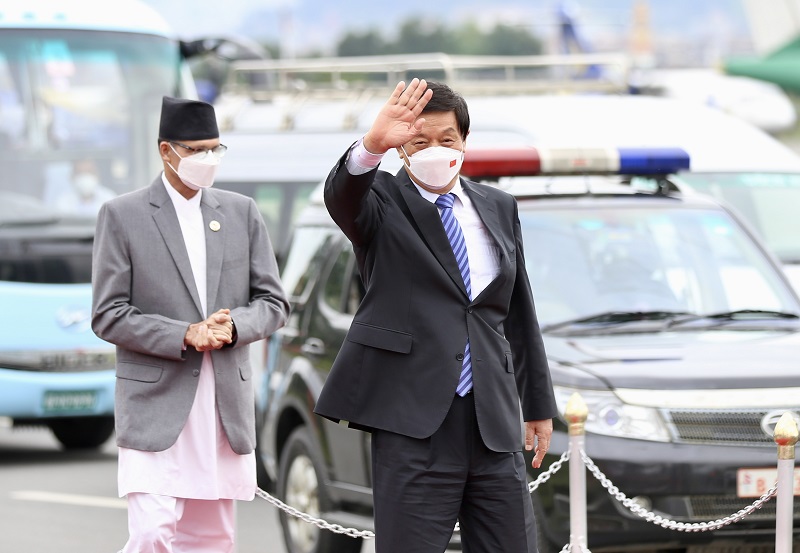चार दिने भ्रमण सकेर चिनियाँ राष्ट्रिय जनकंग्रेसका अध्यक्ष ली चान्सु स्वदेश फिर्ता