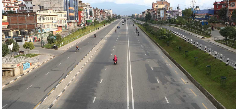 दसैँका लागि गाउँघर जानेको संख्या बढेपछि काठमाडौं उपत्यका सुनसान
