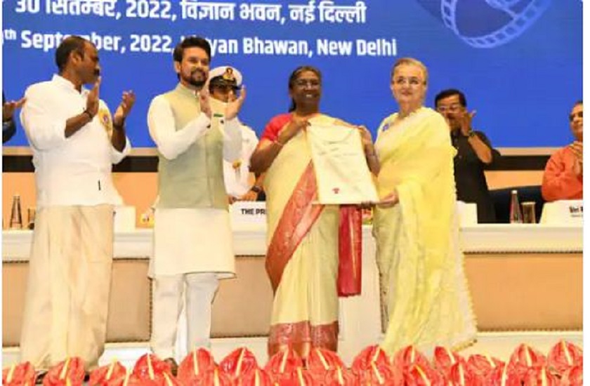 ‘मेरा सबै इच्छा पूरा भए’ अभिनेत्री : आशा पारेख