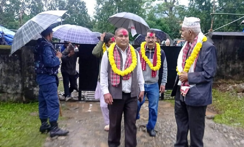 सुर्खेतमा एकीकृत समाजवादी केन्द्रले लिएन उम्मेदवारी फिर्ता, गठबन्धनलाई धोका