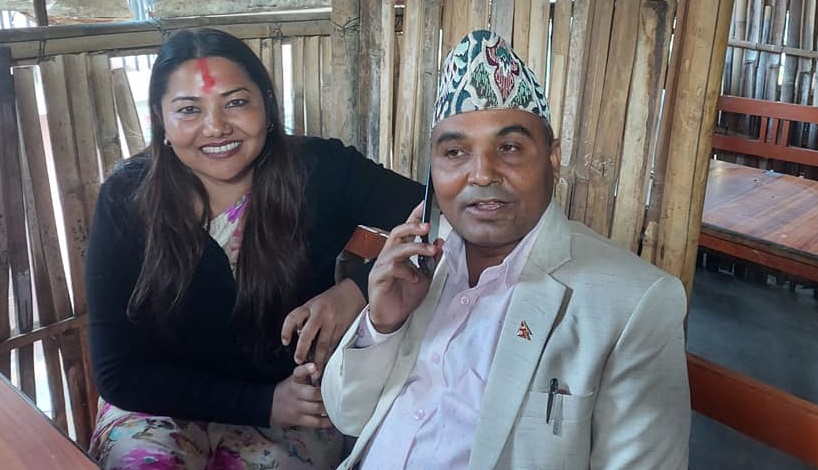 झाँक्रीविरुद्ध बागी उम्मेदवारी दिएका नेता भुसालले झाँक्रीलाई समर्थन गर्दै लिए उम्मेदवारी फिर्ता