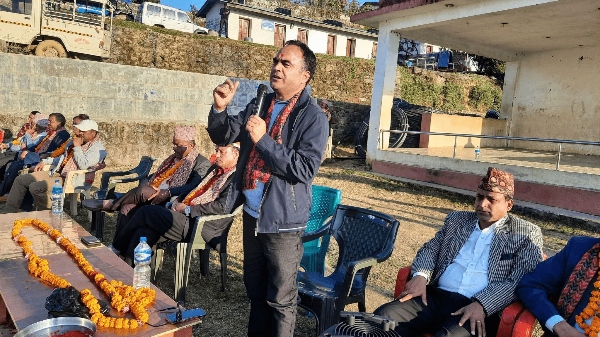 मुलुकको समृद्धिका लागि गठबन्धनलाई मतदान गर्न कांग्रेस नेता महरको आग्रह