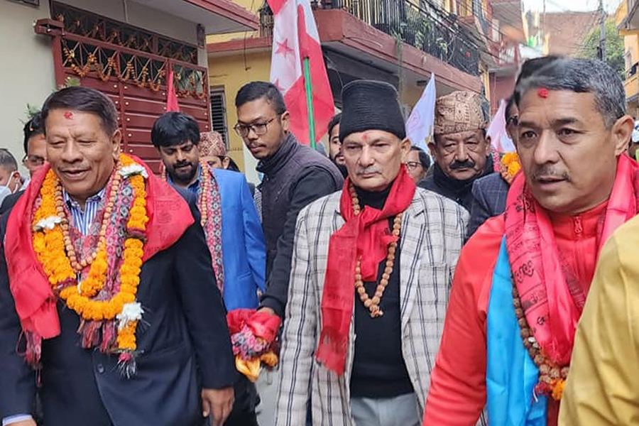 प्रकाशमान सिंह आफैं स्वच्छ छवीको व्यक्तित्व हुनुहुन्छ, त्यसैले उहाँलाइ जिताउनु पर्छ : डा.बाबुराम भट्टराई