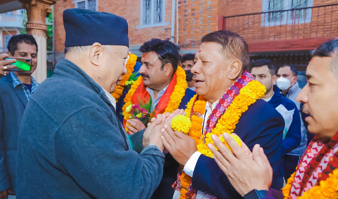 मतदाता सचेत रहनुपर्छ, देशलाई अस्थिरतामा लैजान खोजिँदैछ : प्रकाशमान सिंह