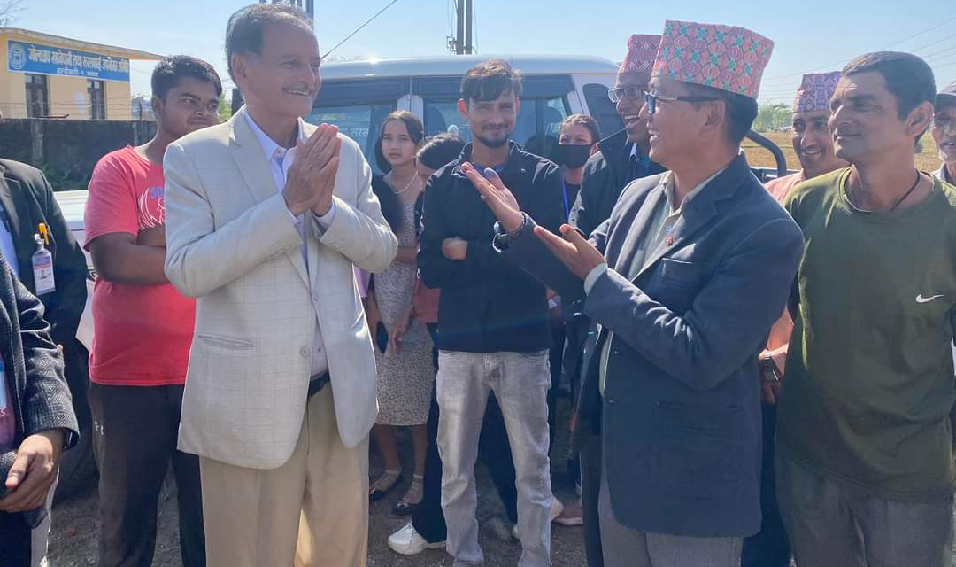 अध्यक्ष लिङ्देन र पूर्वमहामन्त्री सिटौलाको जम्काभेट