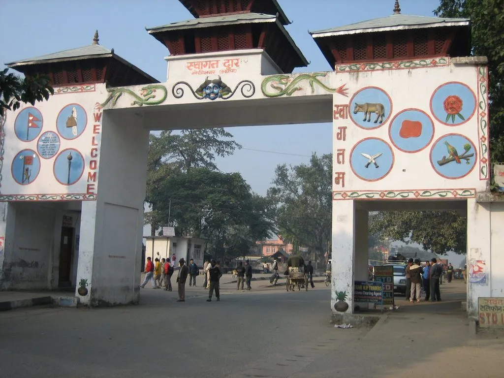 निर्वाचन सुरक्षालाई लक्षित गरी बिहीबार रातिदेखि सबै नाका बन्द हुने