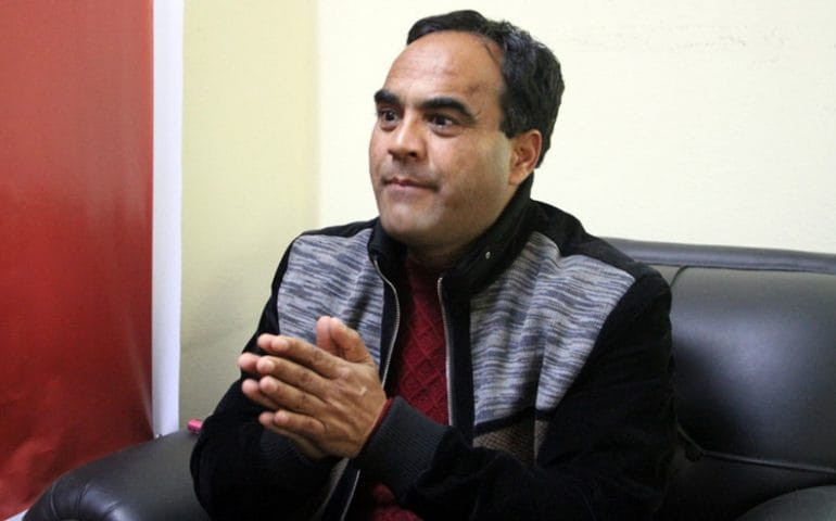 प्रचण्डलाई कांग्रेसले विश्वासको मत दिने निर्णय गरे महाभुल हुनेछ: नैनसिंह महर