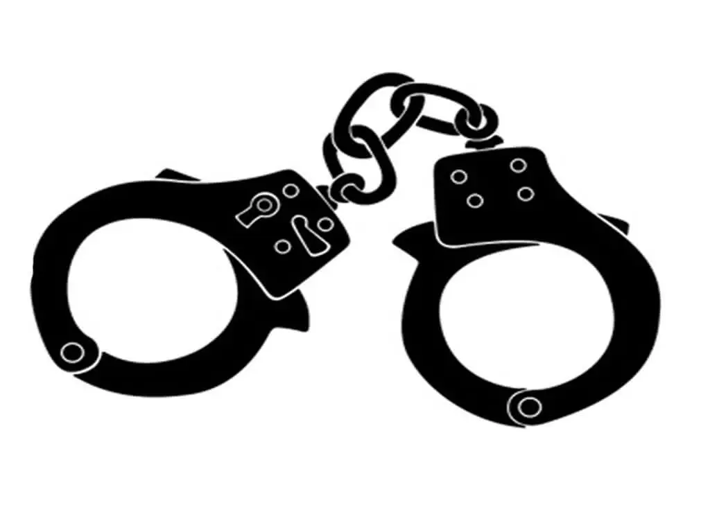 स्रोत नखुलेको नगद ७ लाख ९ हजार रकमसहित एक जना पक्राउ