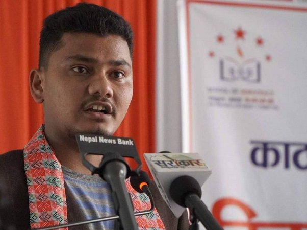 टियुमा स्ववियु जितेर प्राध्यापकले विद्यार्थी र विद्यार्थीले प्राध्यापकलाई ‘माक्स’ दिने प्रणाली विकास गर्न चाहन्छु : विष्णु बडैला