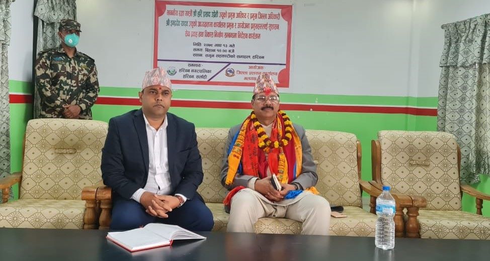 खुला सीमा नाकाबाट हुने तस्करी नियन्त्रणमा ध्यान दिनुस् : रक्षामन्त्री उप्रेती