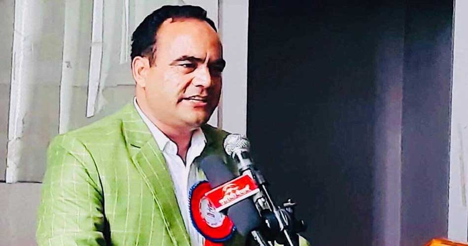 हिउँदे जाडोमा कठ्याङ्ग्रिएका सुदूरपश्चिमका भूकम्प पीडितको उचित व्यवस्थापन गरियोस् : नेता महर
