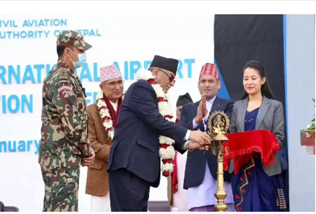प्रधानमन्त्री प्रचण्डद्वारा पोखरा अन्तर्राष्ट्रिय विमानस्थलको उद्घाटन