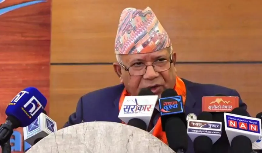 माधव नेपाल भन्छन् : राष्ट्रपतिको सवालमा सहमतिकै पक्षमा छौँ