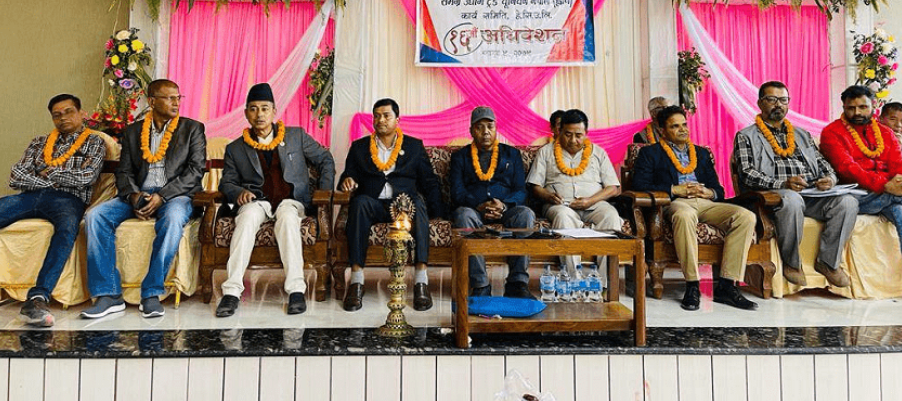 हेटौँडा सिमेन्ट उद्योगको अवस्था सुधार्न सबै पक्ष मिलेर काम गर्नुपर्छ : श्रममन्त्री श्रेष्ठ