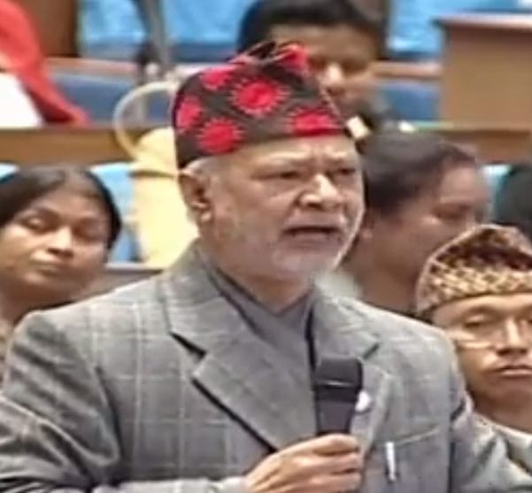 रघुजी पन्त भन्छन् : मन्त्री पाण्डेको संघीयताविरोध अधिव्यक्ति आपत्तिजनक