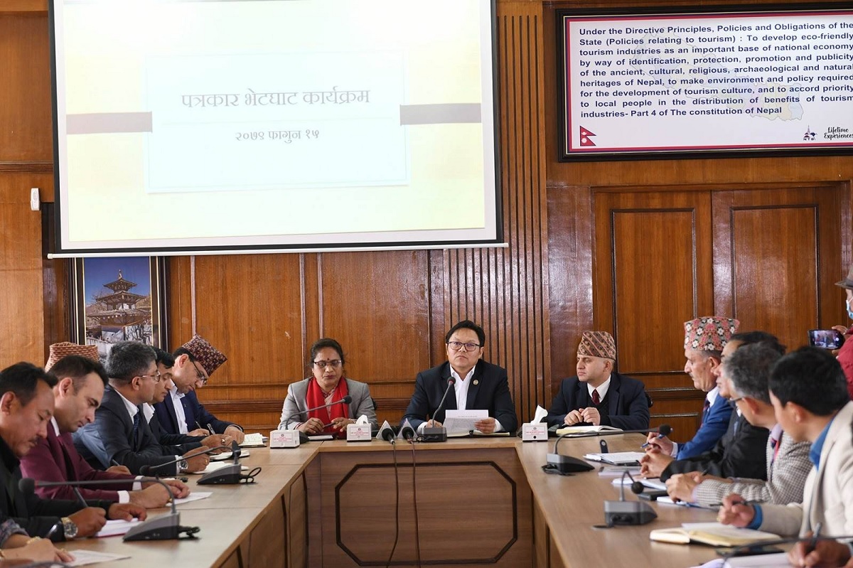 पर्यटनमन्त्री किरातीले गरे १० योजना सार्वजनिक