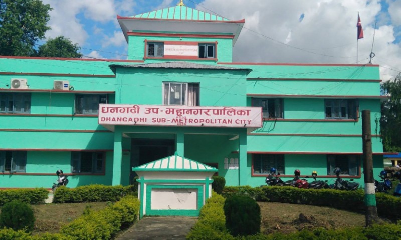धनगढीमा कक्षा ८ का विद्यार्थीमाथि खेलवाड भएको आरोप, भर्ना अभियान सकिँनै लाग्दा मौका परीक्षा