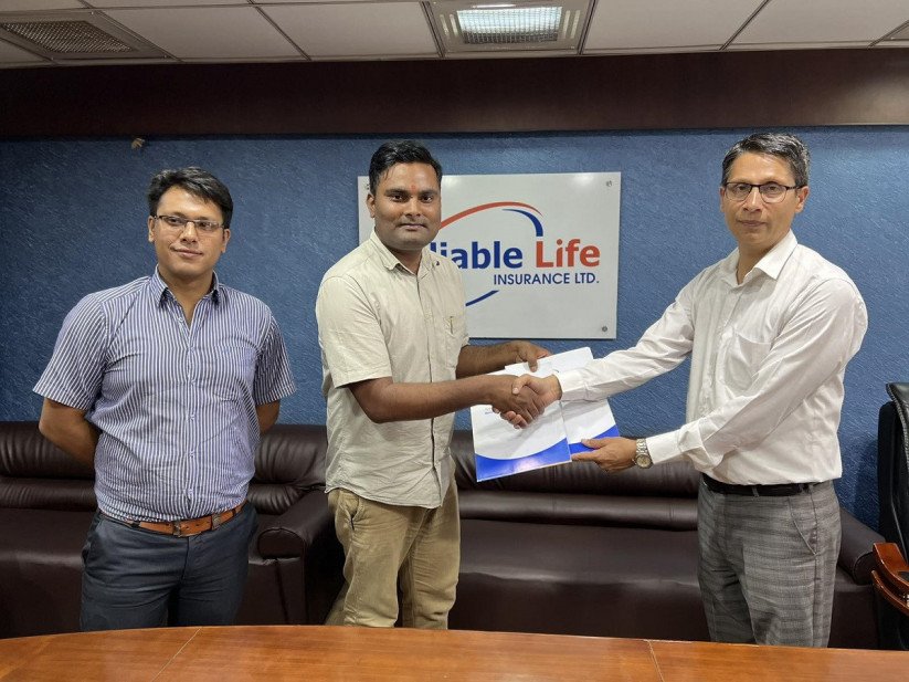 राष्ट्रिय क्रिकेट टिमका सम्पूर्ण खेलाडीको म्यादी जीवन बीमा