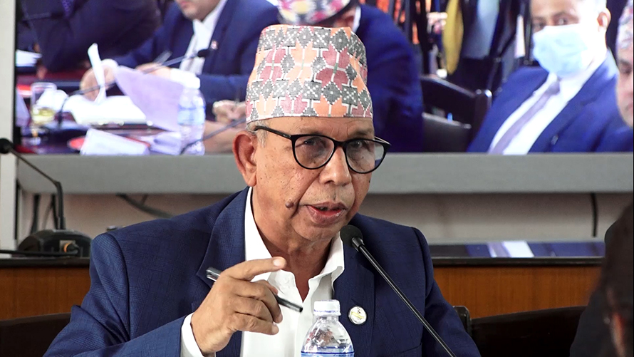 अघिल्लो वर्षजस्तो मलको अभाव छैन : मन्त्री भुसाल