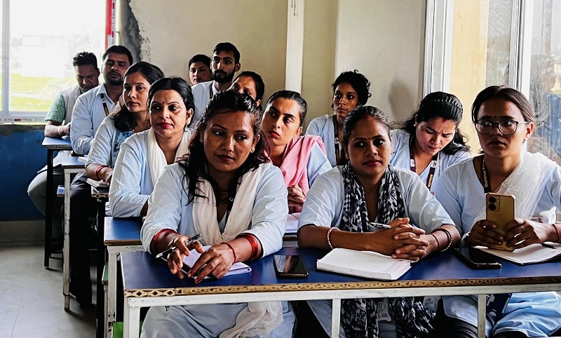 चैतन्यद्वारा शिक्षक अभिमुखीकरण कार्यक्रम सम्पन्न