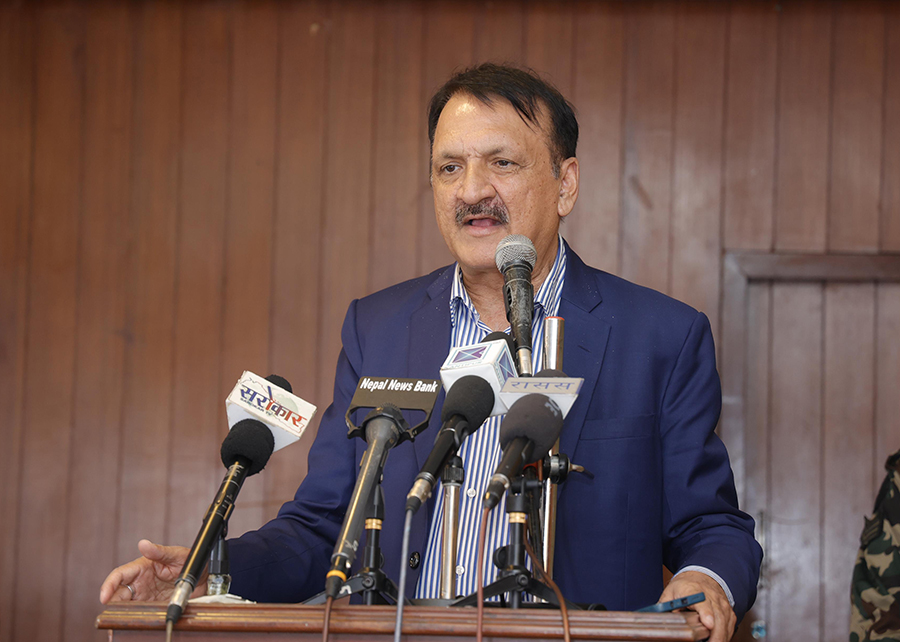 नेपालमा छिट्टै लगानी शिखर सम्मेलन आयोजना गर्दैछौं : अर्थमन्त्री डा. महत
