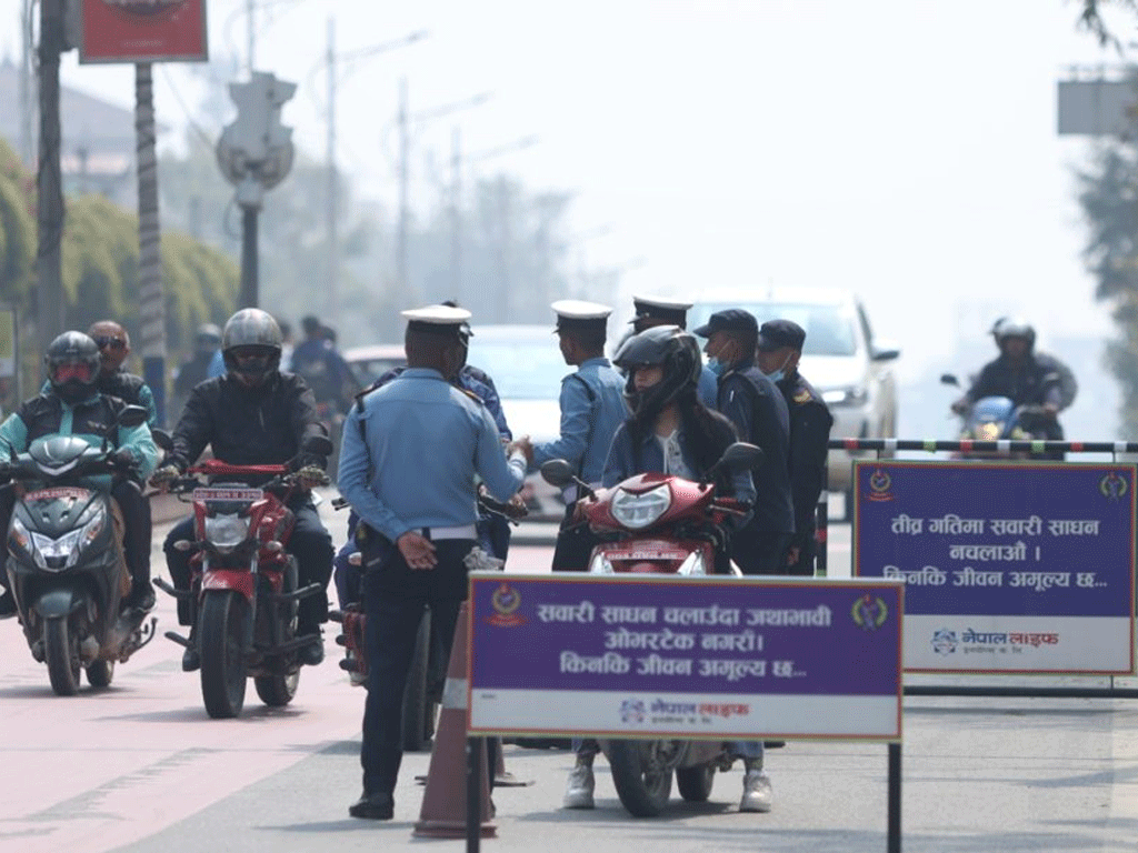 होलीलाई व्यवस्थित बनाउन काठमाडौँ उपत्यकामा चेकजाँचमा कडाइ