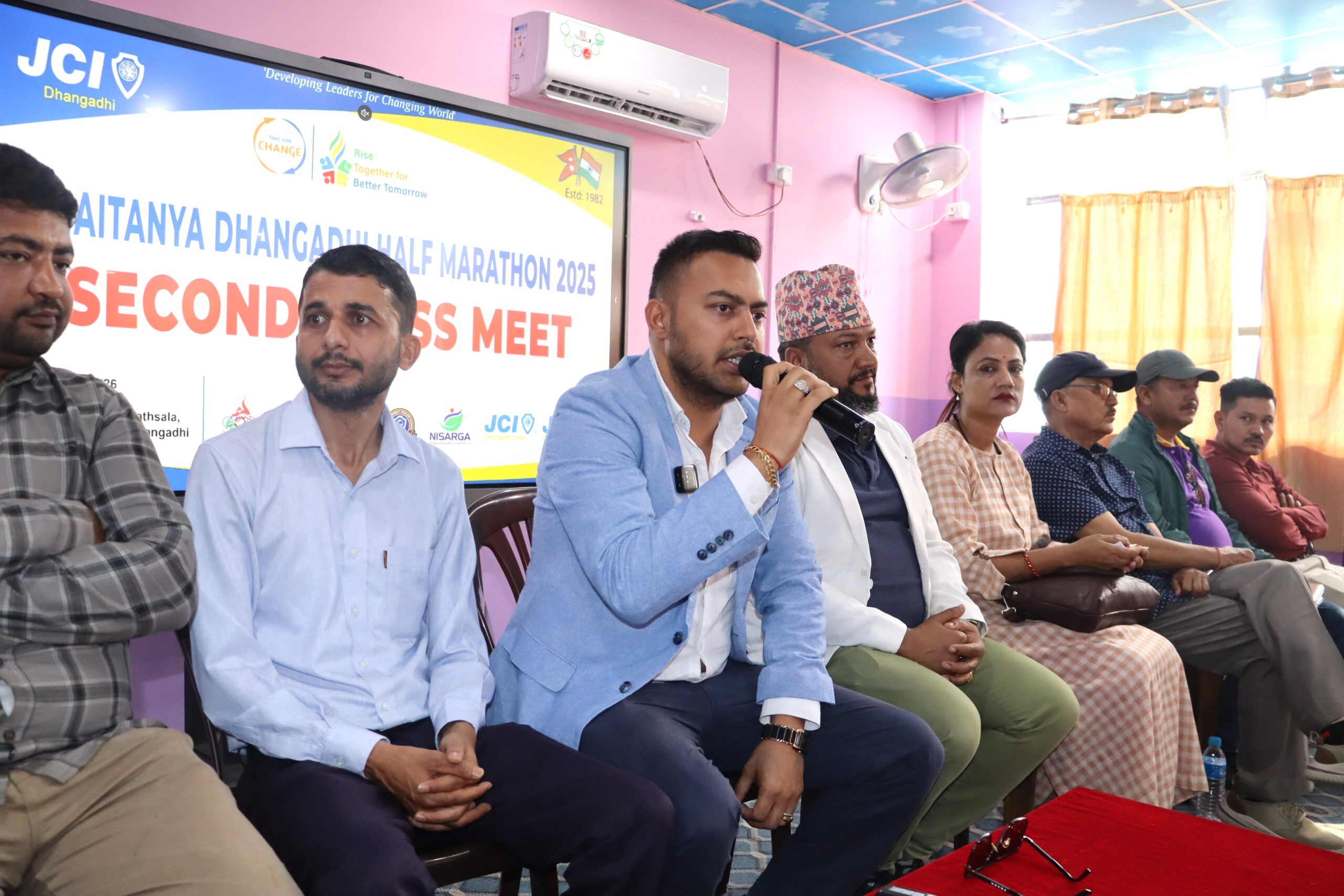 धनगढी हाफ म्याराथनको मुख्य प्रायोजक चैतन्य पाठशाला-यो वर्षको नारा चैतन्य अव धनगढी दौडिन्छ हुनेछ