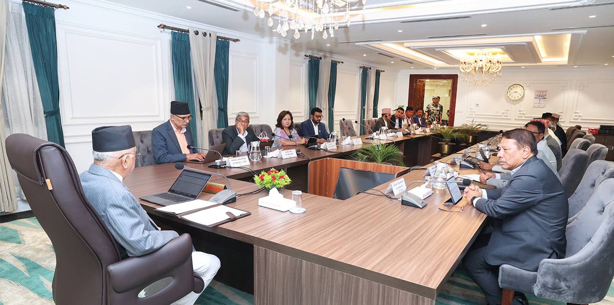 सरकारद्धारा तीन सचिवको पदस्थापन, एक दर्जनभन्दा बढीको सरुवा
