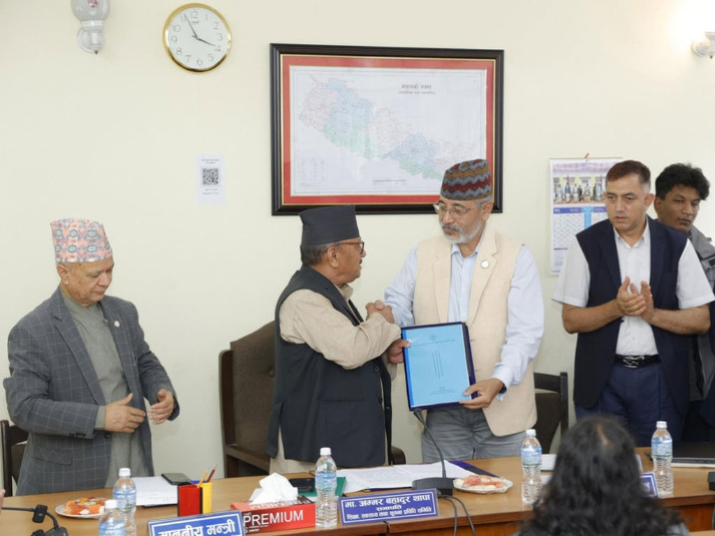 एसइई प्रदेश सरकार मातहत र जिल्ला शिक्षा कार्यालय राख्ने विषयमा सहमति