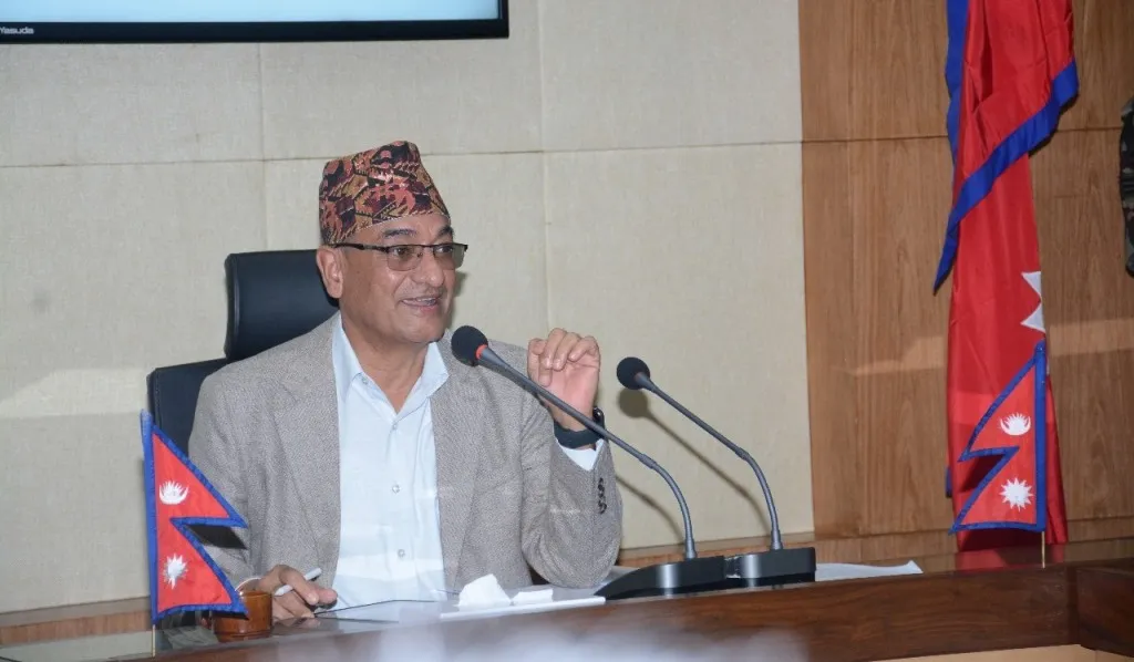 गृहमन्त्रीसमक्ष शान्ति सुरक्षा र विपद् व्यवस्थापनबारे ‘ब्रिफिङ’