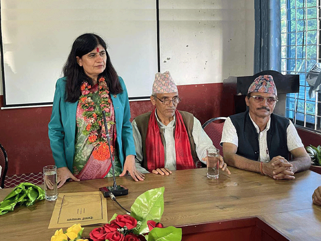 ‘संघीय निजामती ऐनले कर्मचारीबीच विद्यमान विभेद अन्त्य गर्नेछ’ : मन्त्री भगवती न्यौपाने
