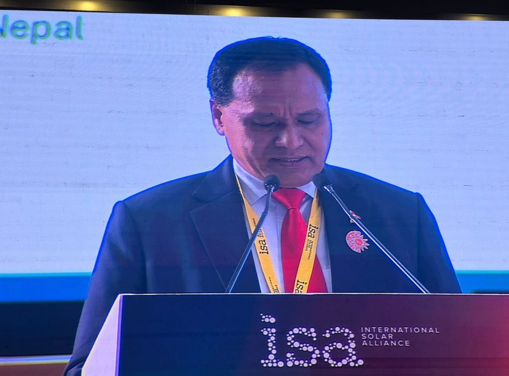 नेपालको नविकरणीय ऊर्जामा लगानी गर्न अन्तर्राष्ट्रिय समुदायलाई मन्त्री घिसिङले गरे आह्वान