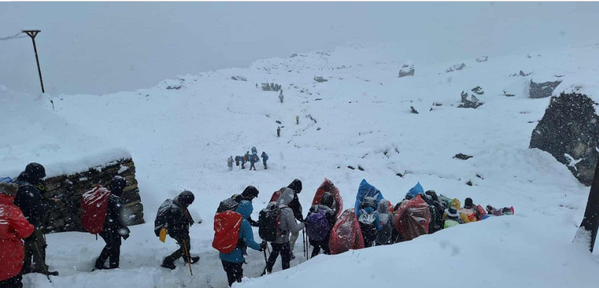 अन्नपूर्ण पदयात्रामा फसे पर्यटक, उद्धार टोली परिचालित