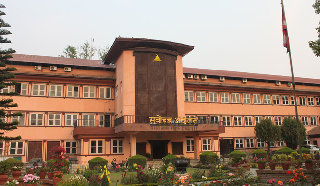 कर्णाली सरकारको निर्णय कार्यान्वयन नगर्न सर्वोच्चको अन्तरिम आदेश