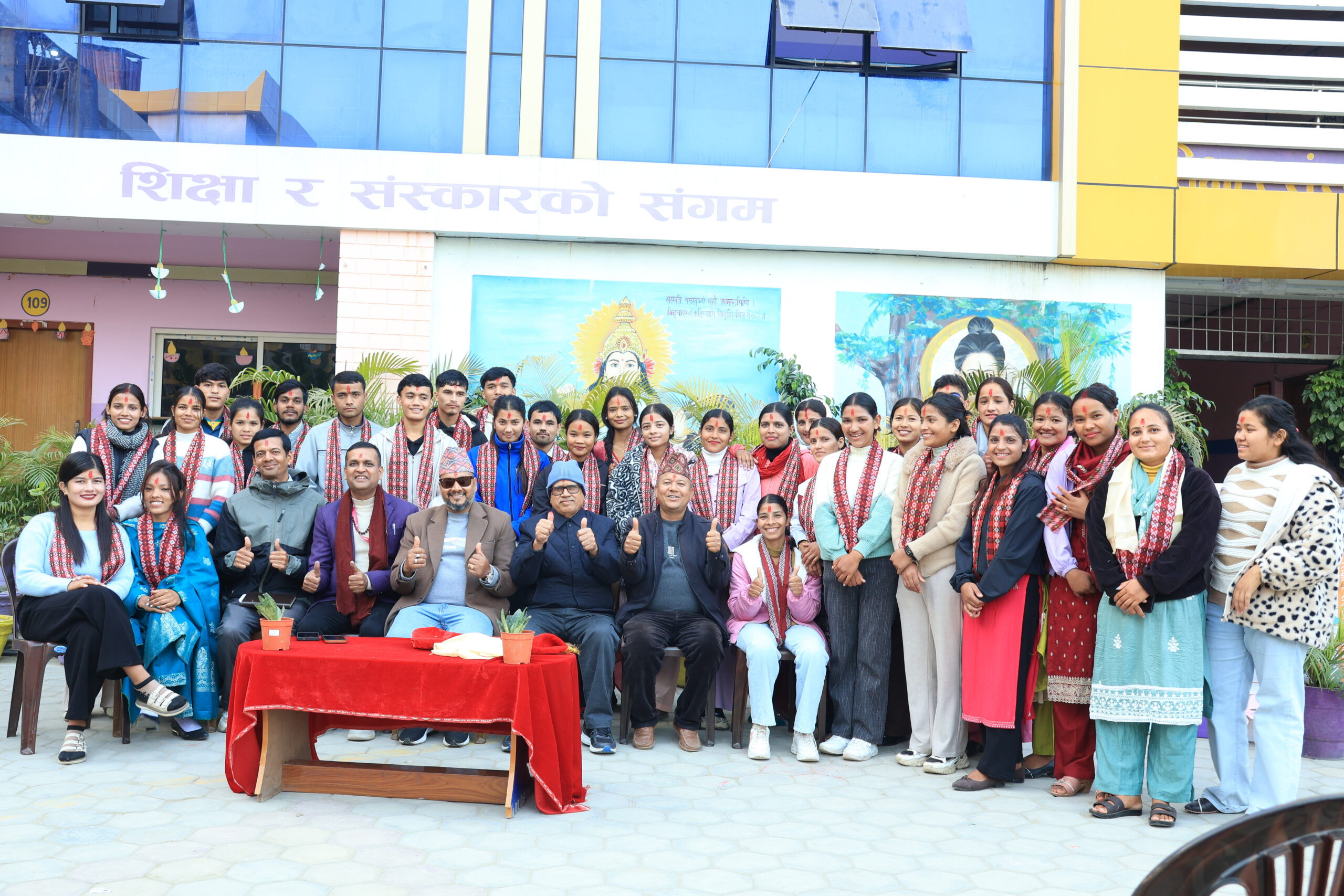 चैतन्य एकेडेमी धनगढी शाखाद्वारा शिक्षक लाइसेन्स परीक्षामा सफल विद्यार्थी सम्मानित