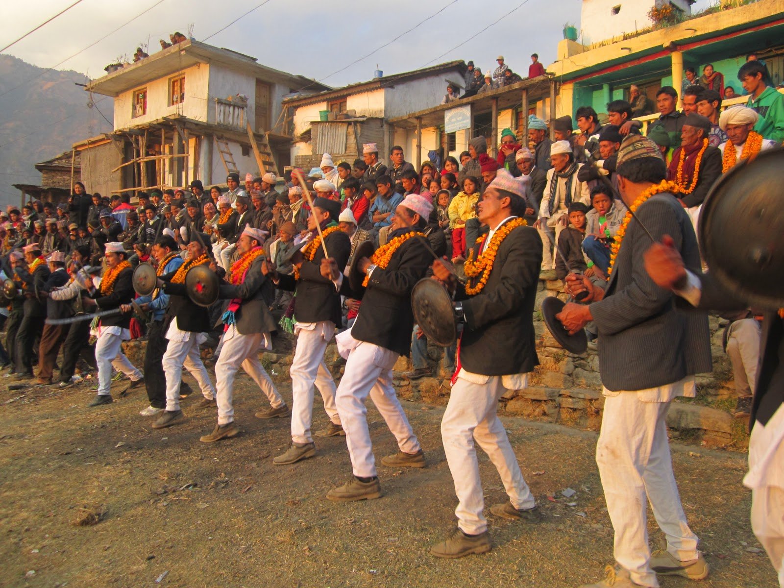 सुदूरपश्चिममा भुवा पर्वको रौनक