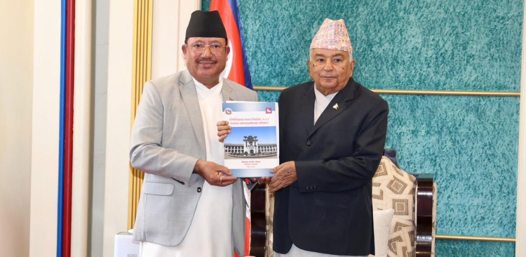 आयोगले राष्ट्रपति पौडेललाई बुझायो मत परिणामसहित प्रतिवेदन
