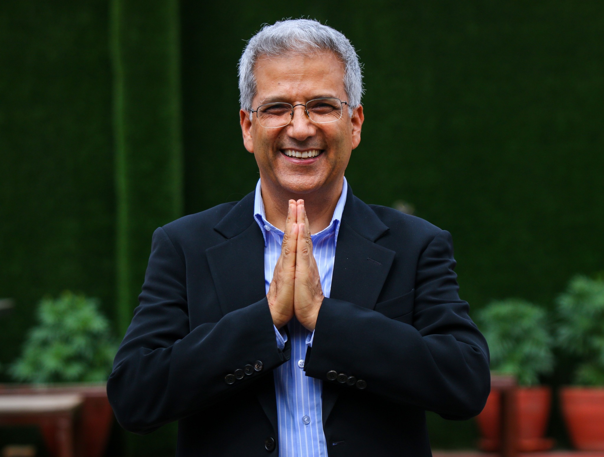 राजनीतिबाट बिदा लिए रवीन्द्र मिश्रले