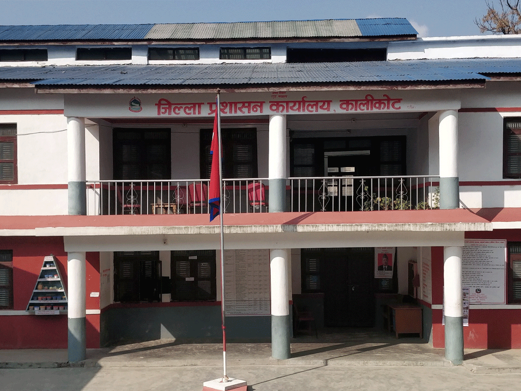पेट्रोलियम पदार्थ र एलपी ग्यासको कृत्रिम अभाव सृजना नगर्न व्यवसायी तथा उपभोक्तालाई आग्रह