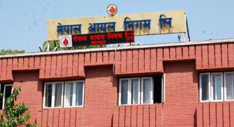 चुनावमा पनि पेट्रोलियम पदार्थको आयात नियमित हुन्छ : आयल निगम