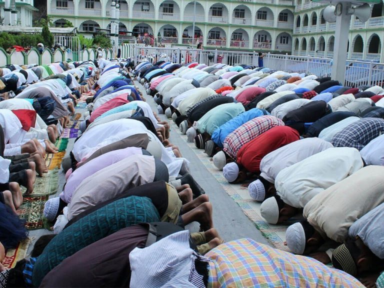 आज मुस्लिम समुदायले बकर इद मनाउँदै, देशभर सार्वजनिक बिदा