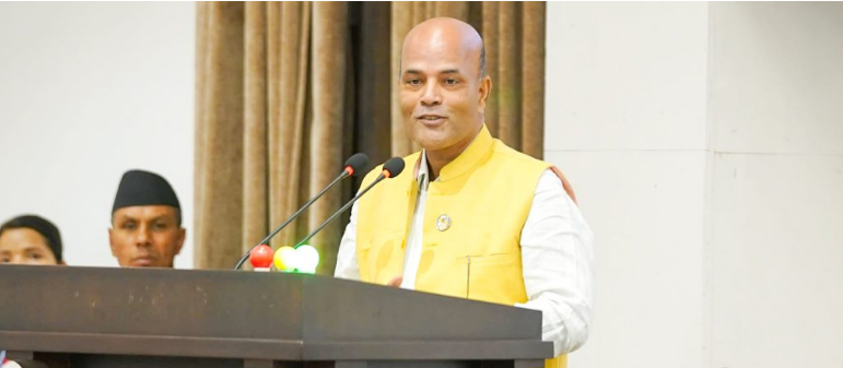 अर्थमन्त्री वाग्लेलाई अमरेशको प्रश्नः नयाँ बजेटले कति प्रतिशत जनता खुःसी भए ?