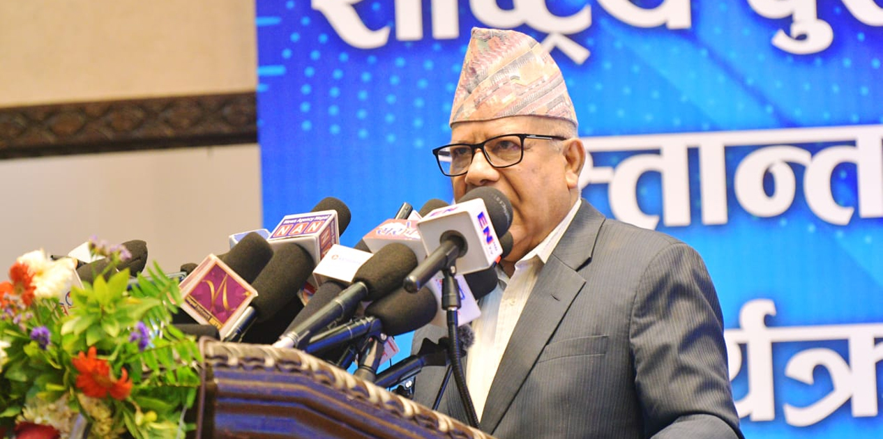 माधव नेपालले भने: ‘आत्मसमीक्षा र साझा निष्कर्षबिनाको कम्युनिस्ट एकता सम्भव छैन’