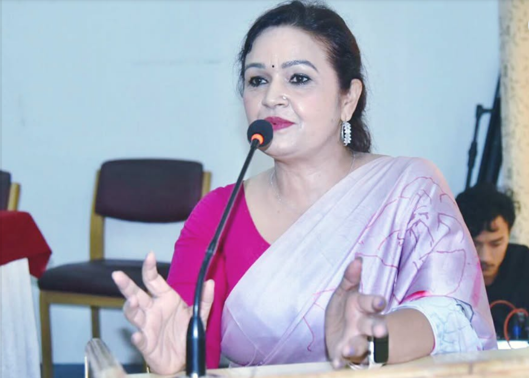 मिडियामा गाडी तेर्स्याउने घटनामा प्रहरीसमेत संलग्न रहेको महासंघकी अध्यक्ष शर्माको दाबी