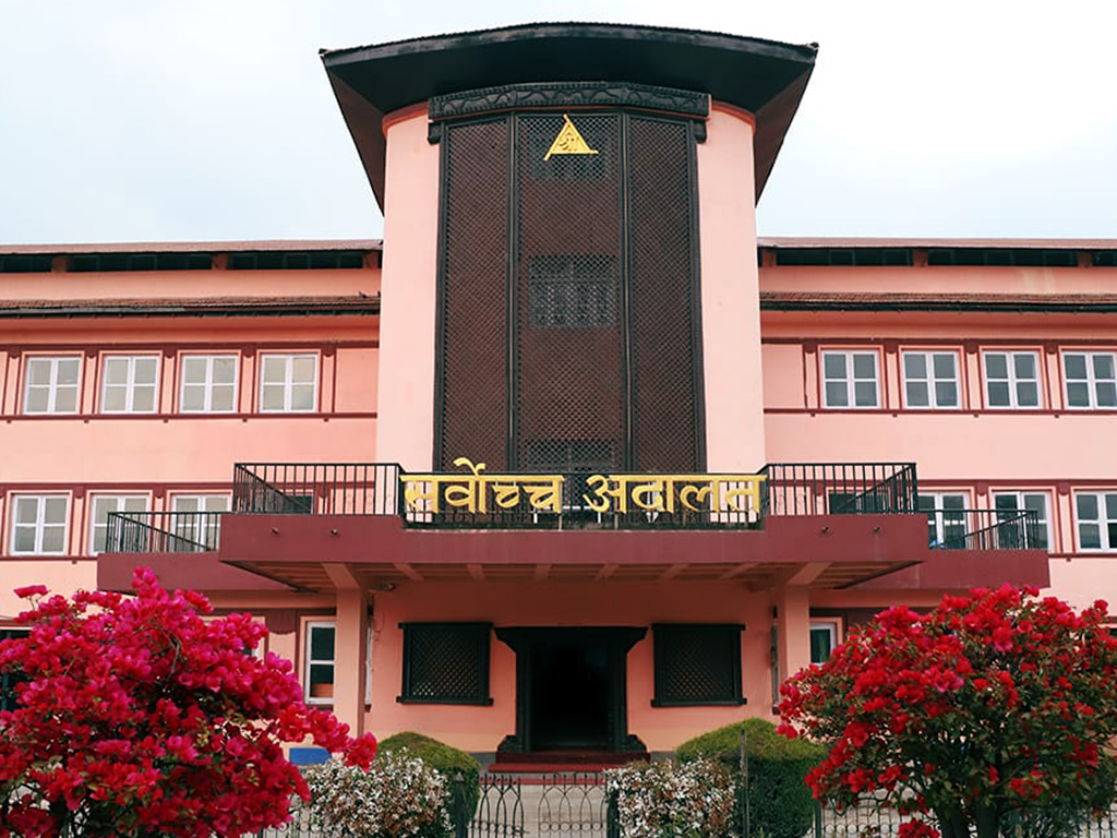 सर्वोच्च अदालतले भन्यो: विश्वविद्यालयको प्रशासनिक ढिलासुस्तीको सजाय विद्यार्थीलाई दिन मिल्दैन