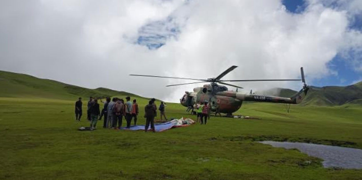 बडीमालिकाको ४ हजार २०० मिटर उचाइमा पुग्दै फोर–जी, हेलिकप्टरबाट उपकरण ढुवानी