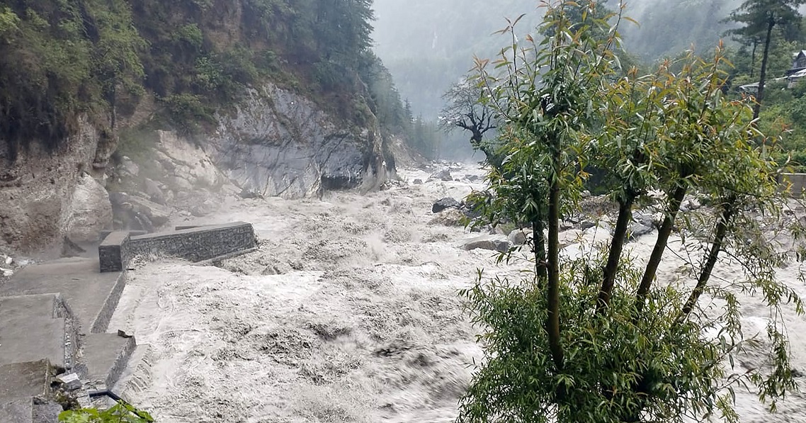 पश्चिमतिर सर्दै न्यूनचापीय प्रणाली, शनिबारदेखि बाढीको जोखिम झन् बढ्ने